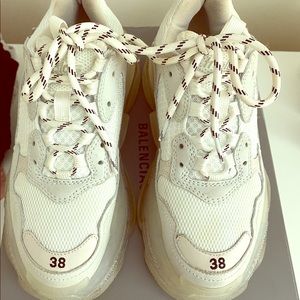 Women’s balenciag triple s sneaker